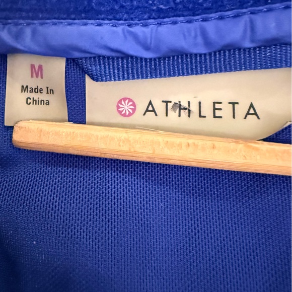 Athleta Blue Rockridge PrimaLoft Quilted Puffer Vest Size Medium - Picture 8 of 10